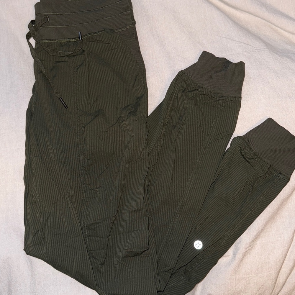 LuluLemon Dance Studio Joggers